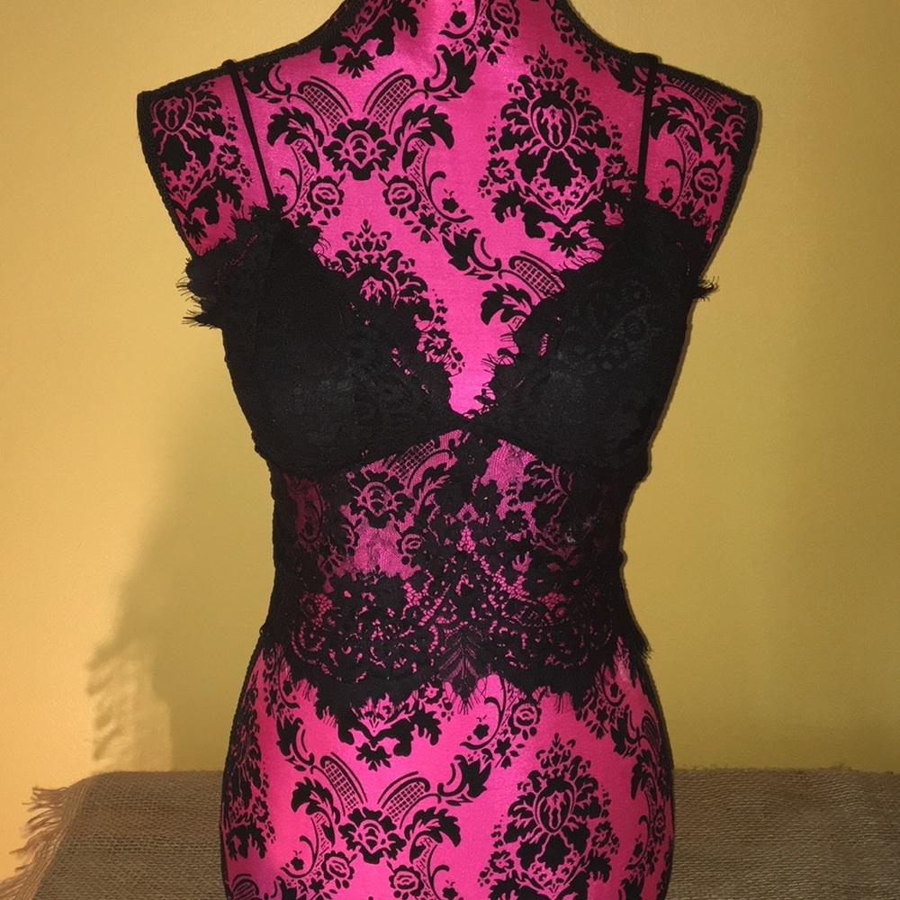 Black lace crop top
